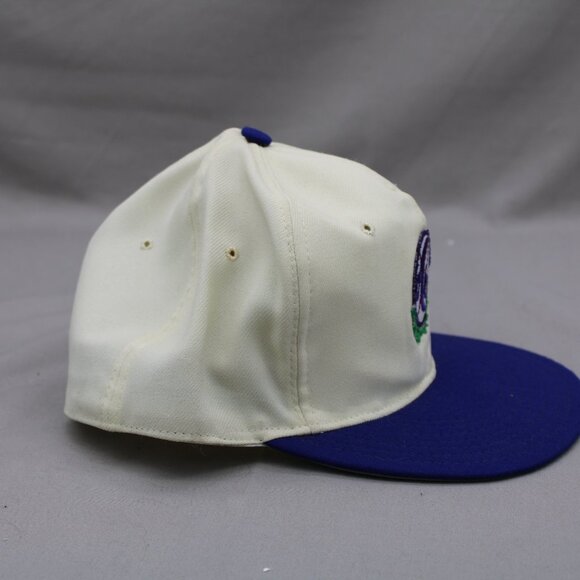 Aguilas Cibaenas Hat (VTG) - Two Tone Maker Unknown - Fitted 7 3/8 - Picture 6 of 8